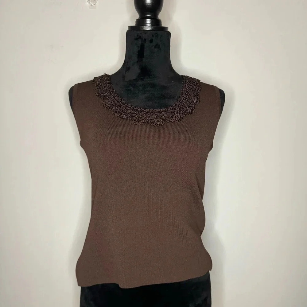VINTAGE BROWN KNIT TANK W/ CROCHET COLLAR